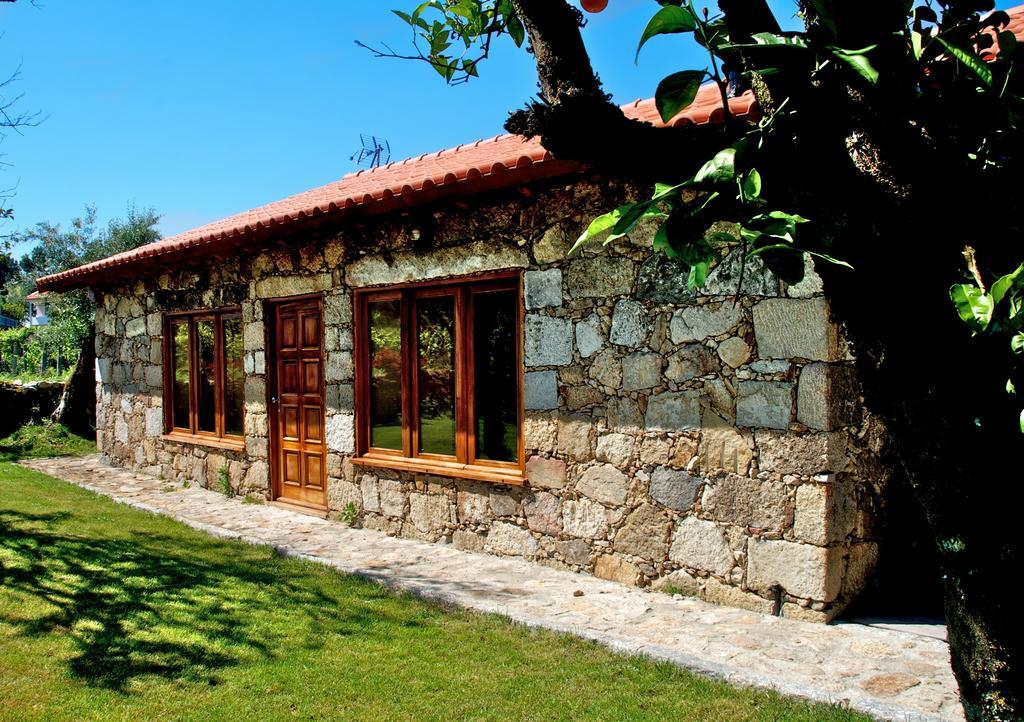 Casa De Reborido * Ponte da Barca