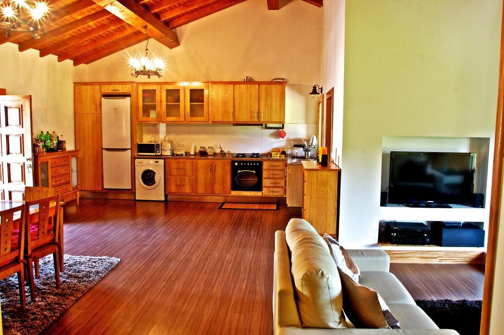 Casa De Reborido